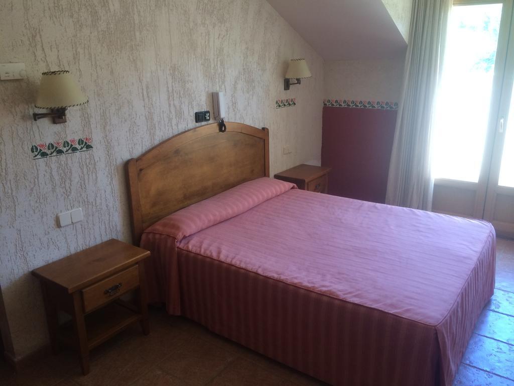 La Mesta Hotel Prádena Szoba fotó